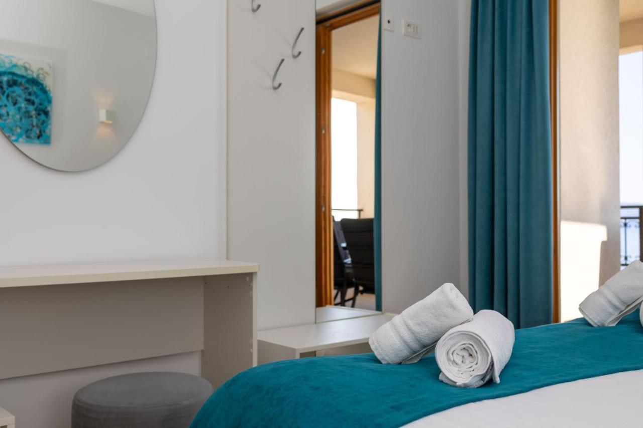 Apartments Lea Подстрана Экстерьер фото